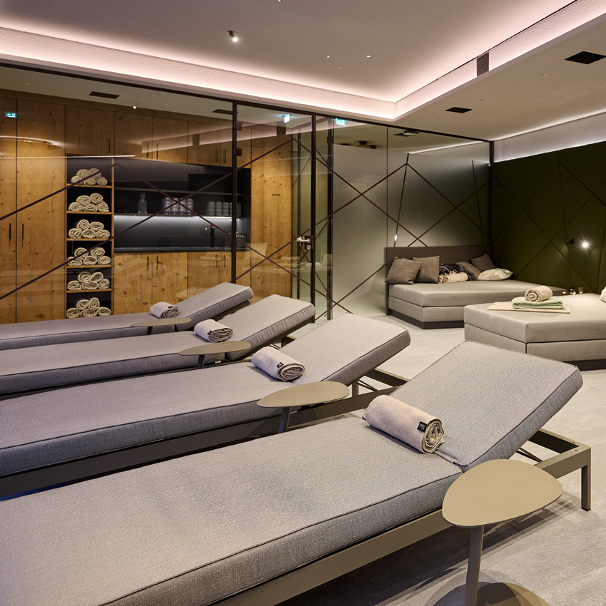 Dorf 570 Signaletik Spa-Bereich