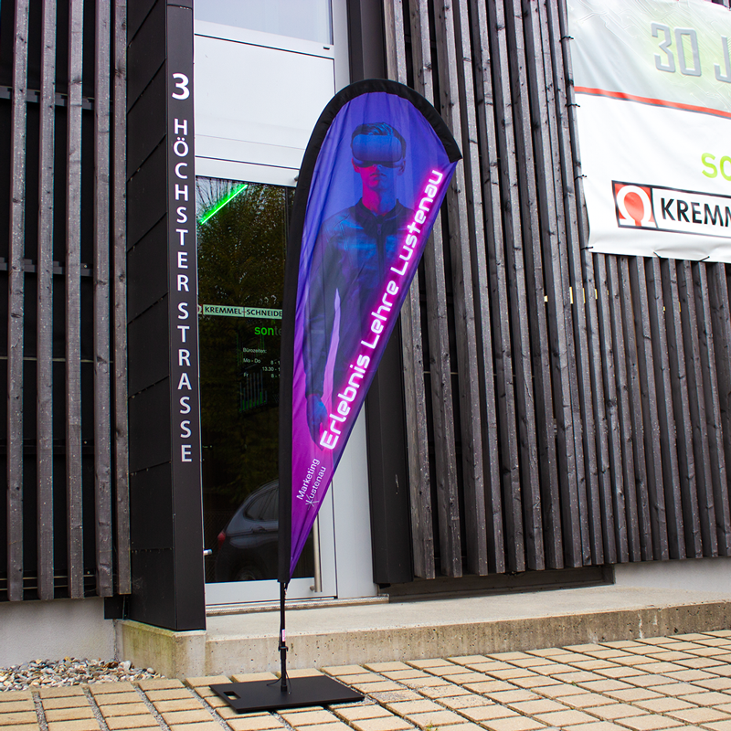 Erlebnis Lehre Lustenau Beachflag männliches Sujet